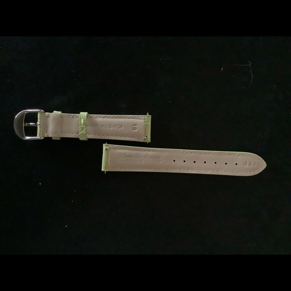 Authentic Kimora Lee Simmons Hello Kitty Alligator Band - Picture 3 of 3